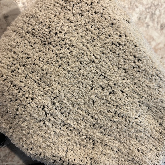 Jack and Missy shaw wrap one size Black and cream - Picture 7 of 7